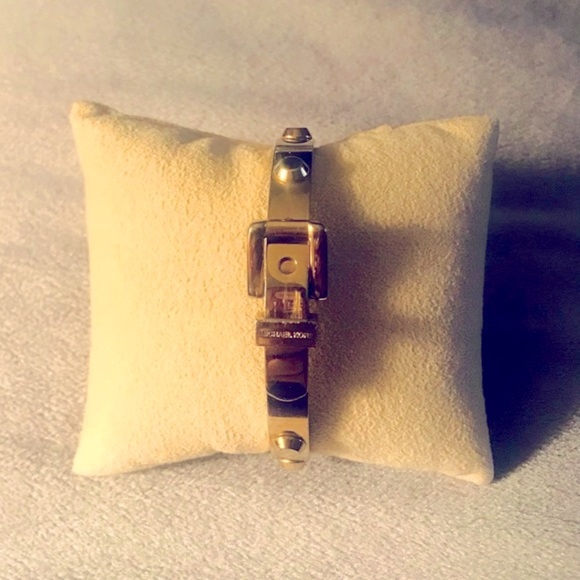 Michael Kors Gold Tone Clasp Bracelet - Picture 2 of 7